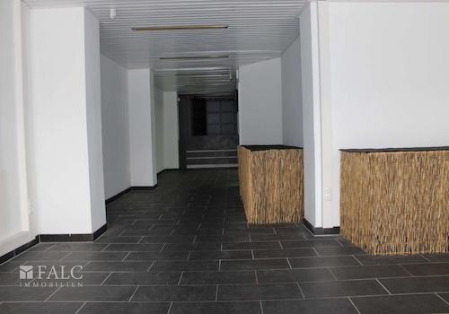 Gewerbefläche vorne