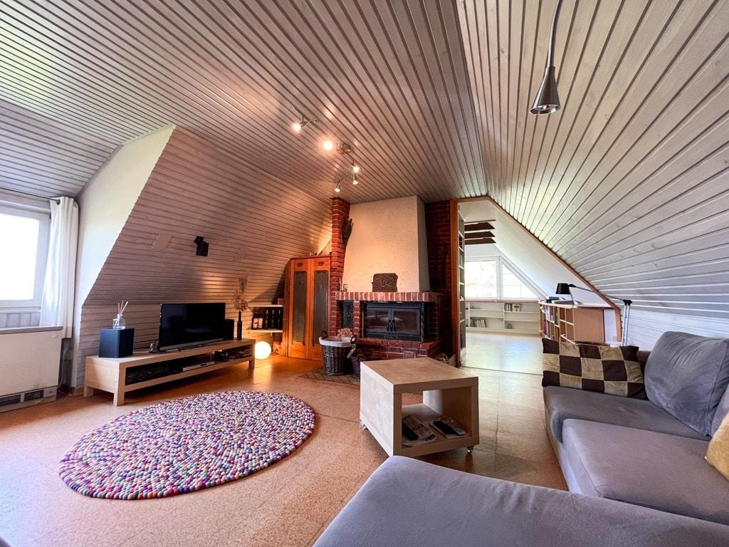 Kaminzimmer im DG
