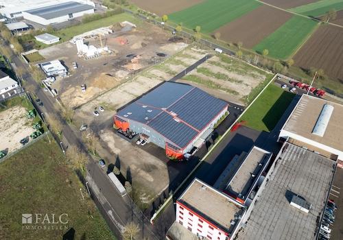 Grundstück mit Halle Blick NordWest