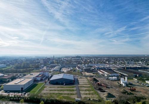 Grundstück mit Halle Blick Süd
