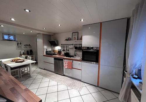 Küche große Wohnung