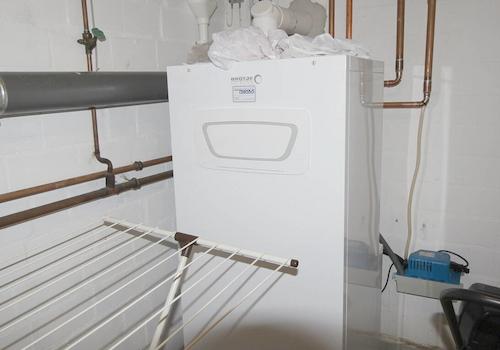 Brötje Gas-Zentralheizung BJ 2023