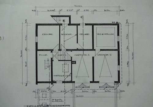 Kellergeschoss mit Garagen