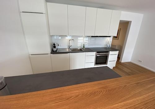 Wohnzimmer mit Küche