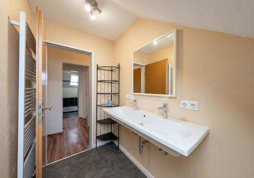 Badezimmer Dachgeschoss