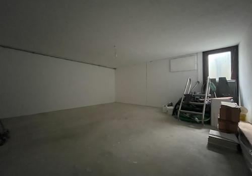 Keller mit Treppe zum Garten