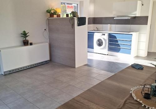 Heller Wohn- / Küchenbereich