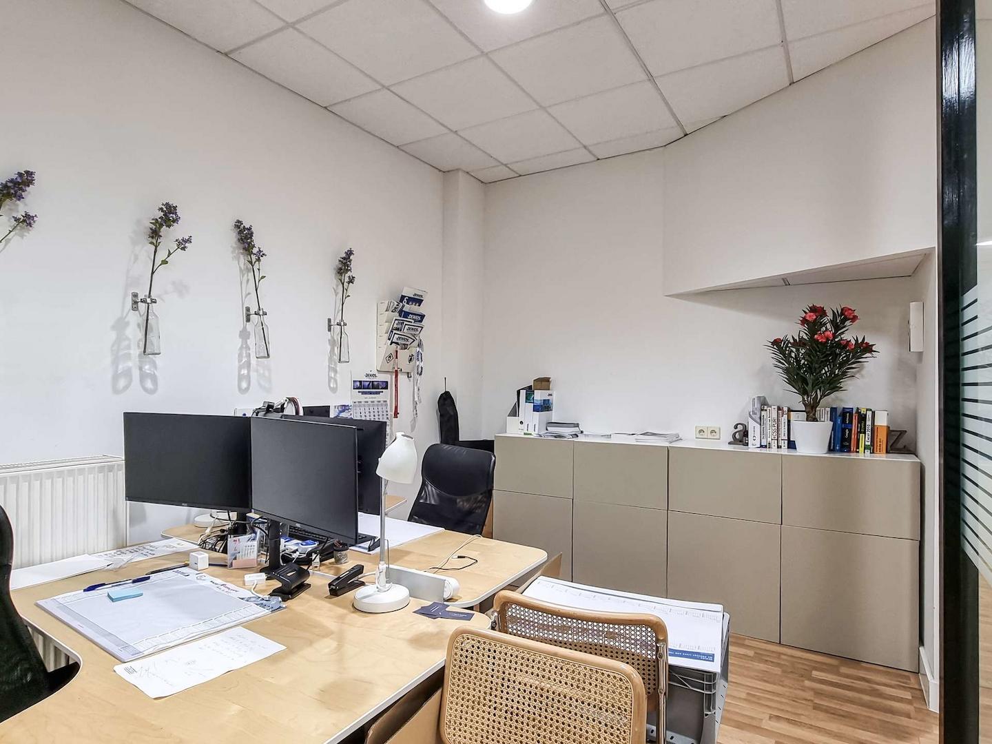Büro