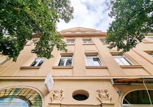 Gebäudervorderseite