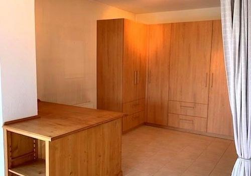 Arbeitszimmer mit Einbauten EG