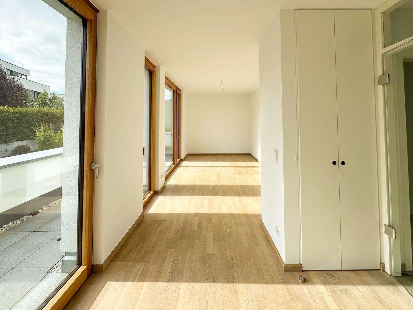 Lichtdurchfluteter Raum