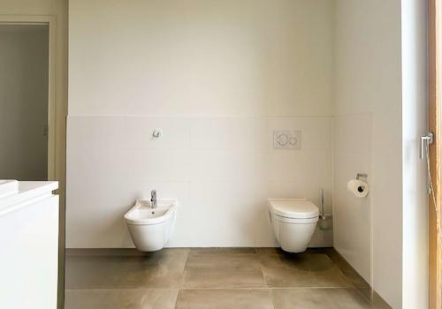 Bidet und WC