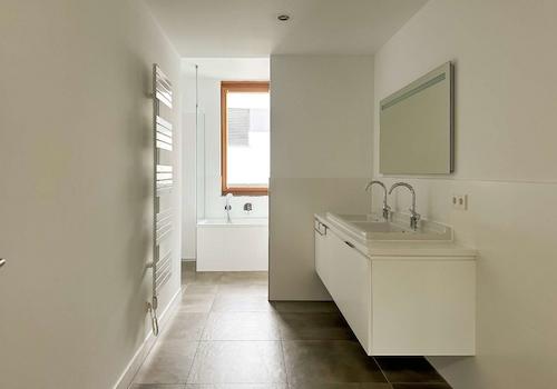 Großes Gästebadezimmer