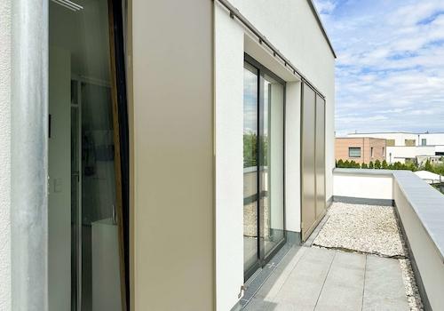 Schiebeläden als Sonnenschutz