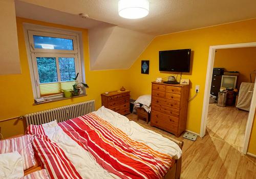 Schlafzimmer 1OG
