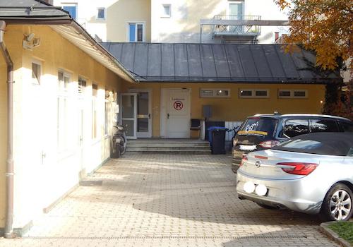 Ladezone & Parkplatz