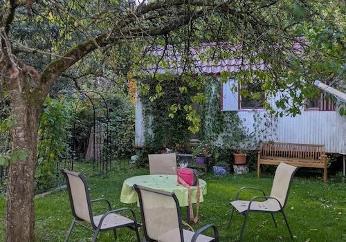 Vorderer Gartenabschnitt