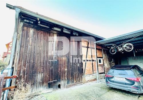 Scheune / Zufahrt / Innenhof mit Schleppdach