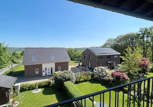 Haushälfte 1 Blick vom Balkon