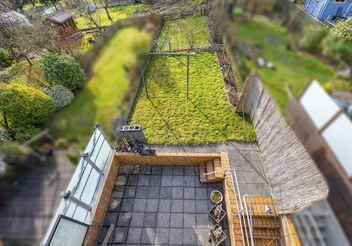 Blick Terrasse + Garten