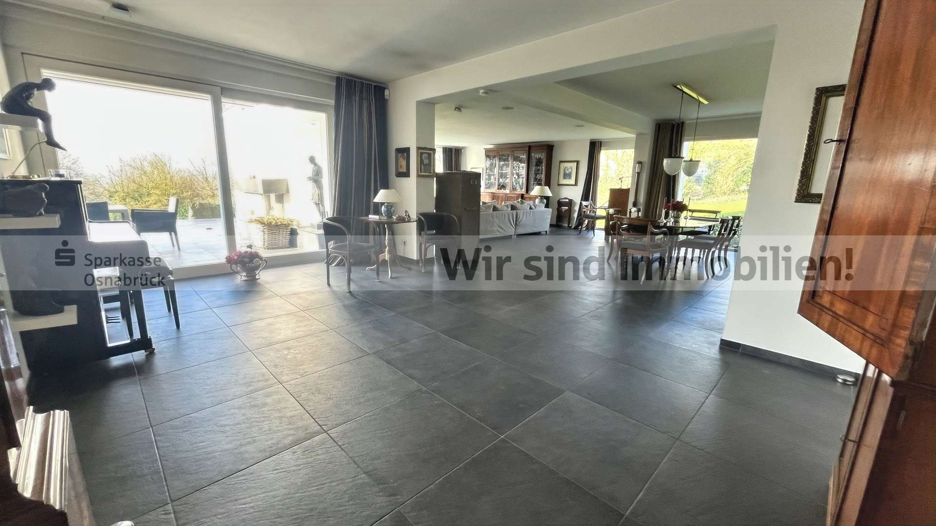 Gesamtansicht Wohn-/Essbereich