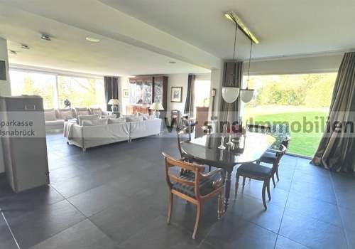 Großes Wohn-/Esszimmer