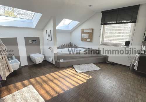 Badezimmer im Obergschoss