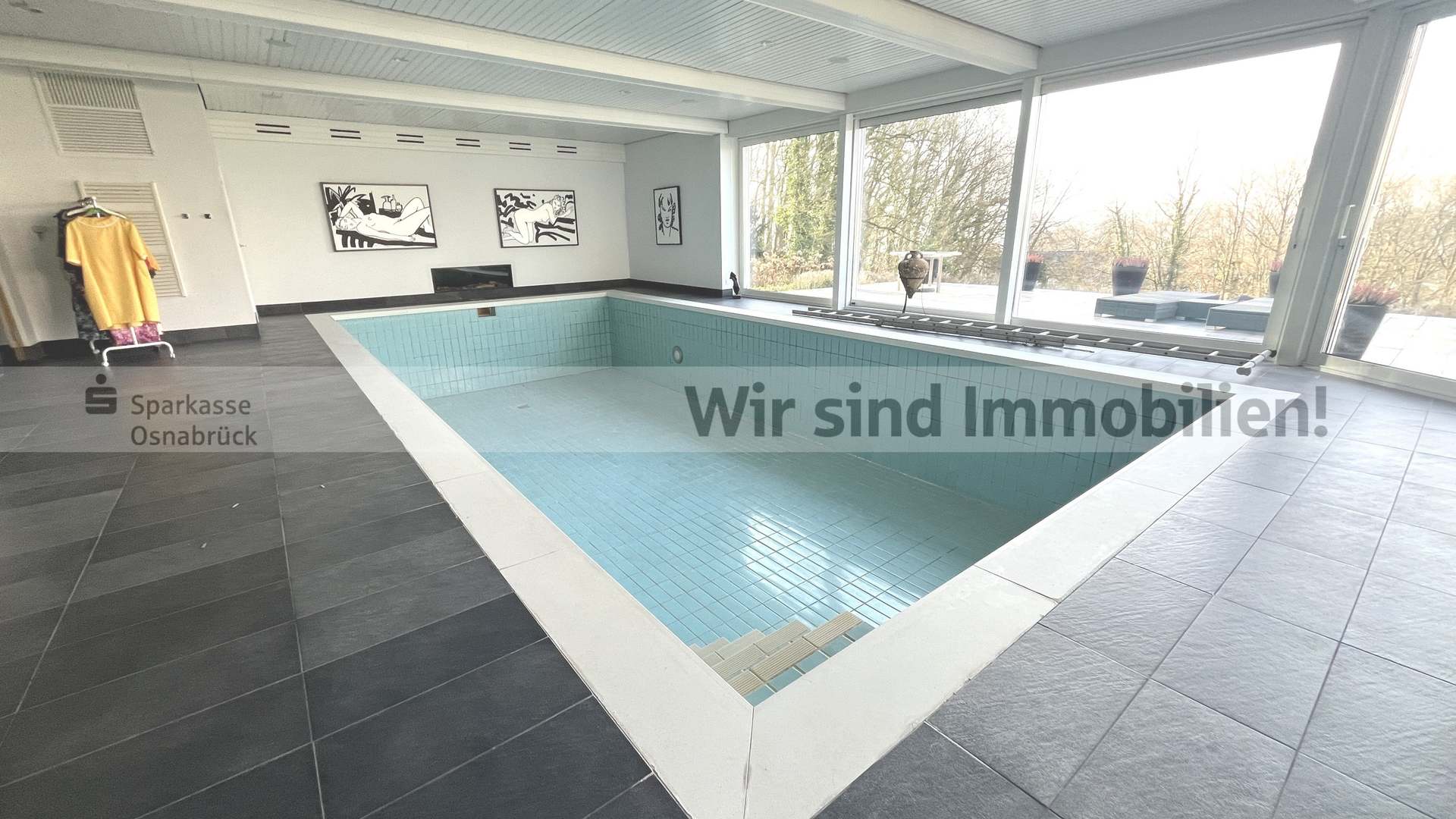 Schwimmbad -Blick in d. Garten