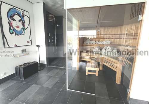 Wellness - Sauna und Dusche