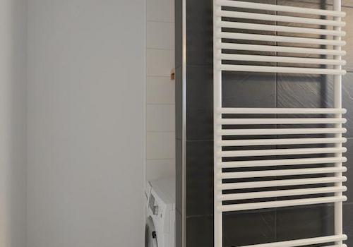 Waschmaschine im Bad