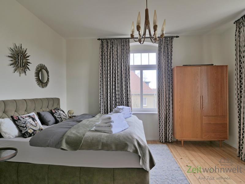 Blick ins Schlafzimmer