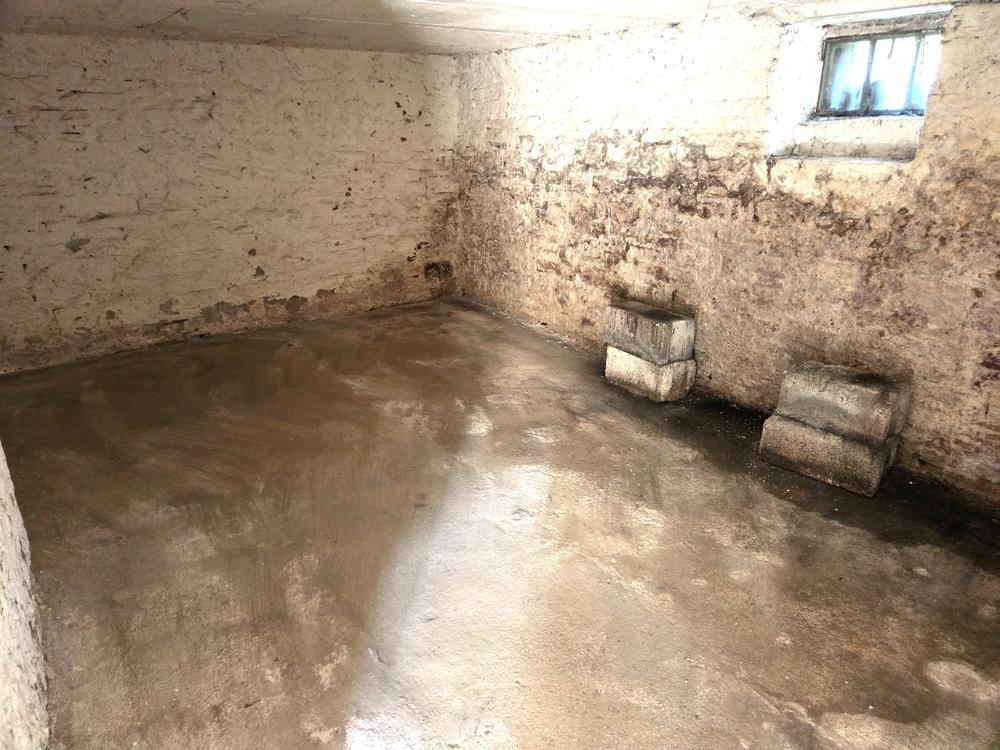 ein weiterer großer Kellerraum