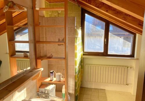 Gästezimmer / Dachbadezimmer