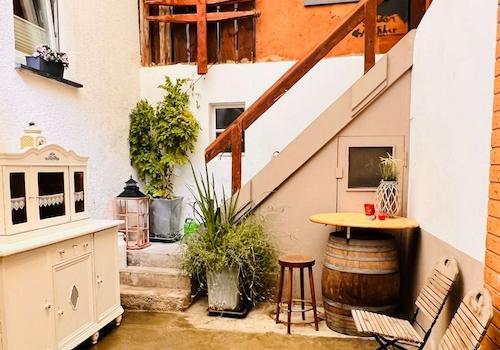 Hinterhof / Terrasse