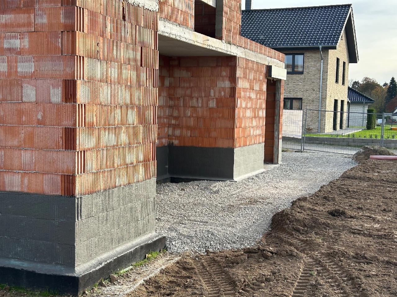 Einfamilienhaus-Hälfte