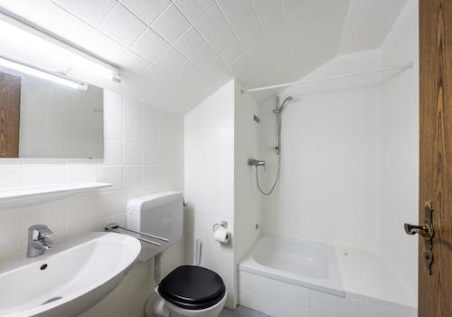 Badezimmer_Dachgeschoss