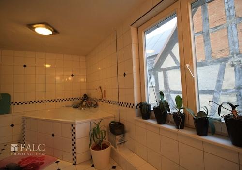 1. OG - Bad mit Eckbadewanne