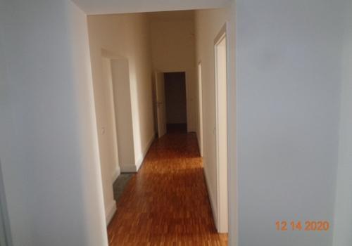 Flur Richtung Schlaf-/Kinderzi