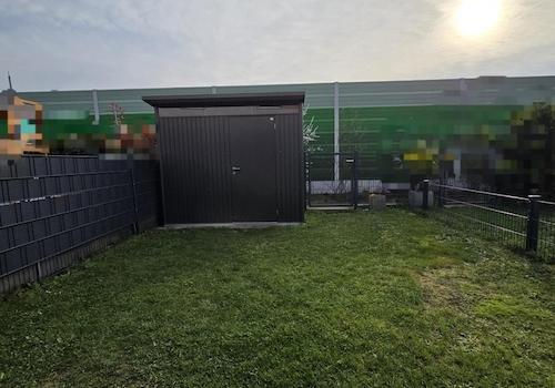 Garten mit Gartenhaus 