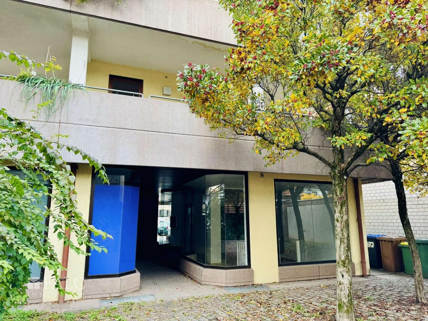 Hinterhof (1. OG Wohnung)