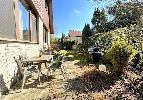 Garten EG - (KI generiert)