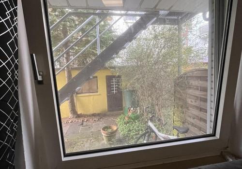 Zimmer_Fenster