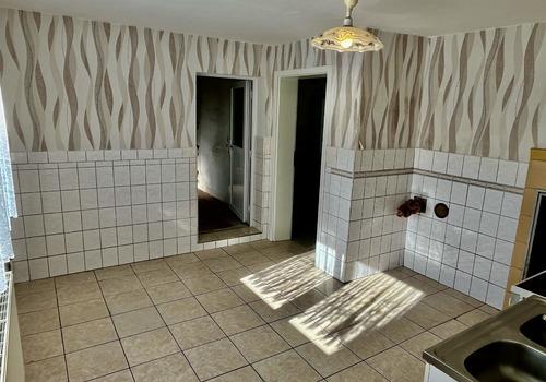 Küche mit Kaminanschluss