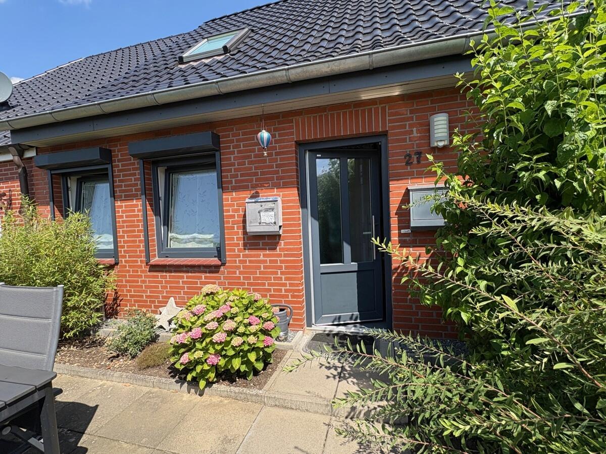 Hauseingang zur Obergeschosswohnung