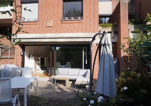 Blick aus dem Garten