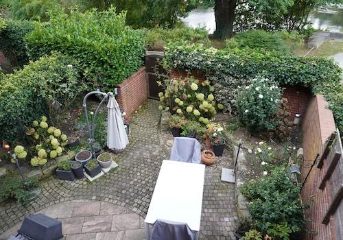 Garten mit Anschluss zur Leine