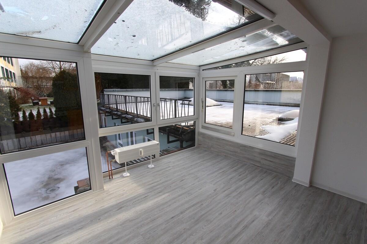 1+2 OG rechts_Küche Wintergarten_www.villingen.immobilien