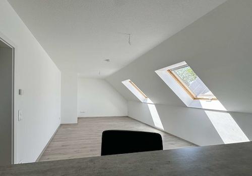 Blick ins Wohnzimmer 