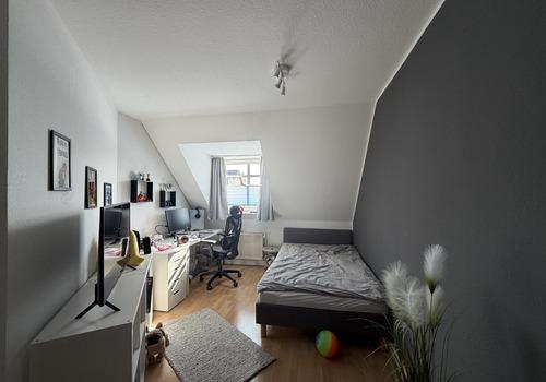 Zimmer 2 im Dachgeschoss