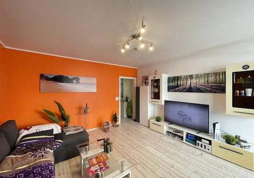 Wohnung im Erdgeschoss - Helles Wohnzimmer